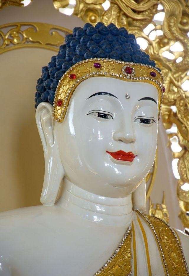 佛的光明威德就有这么殊胜